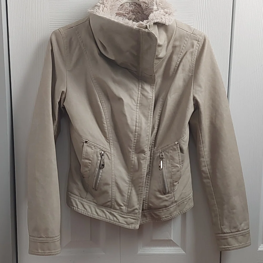 Jacket - Picture 4 of 7